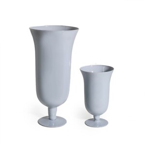 VASO CON PIEDE